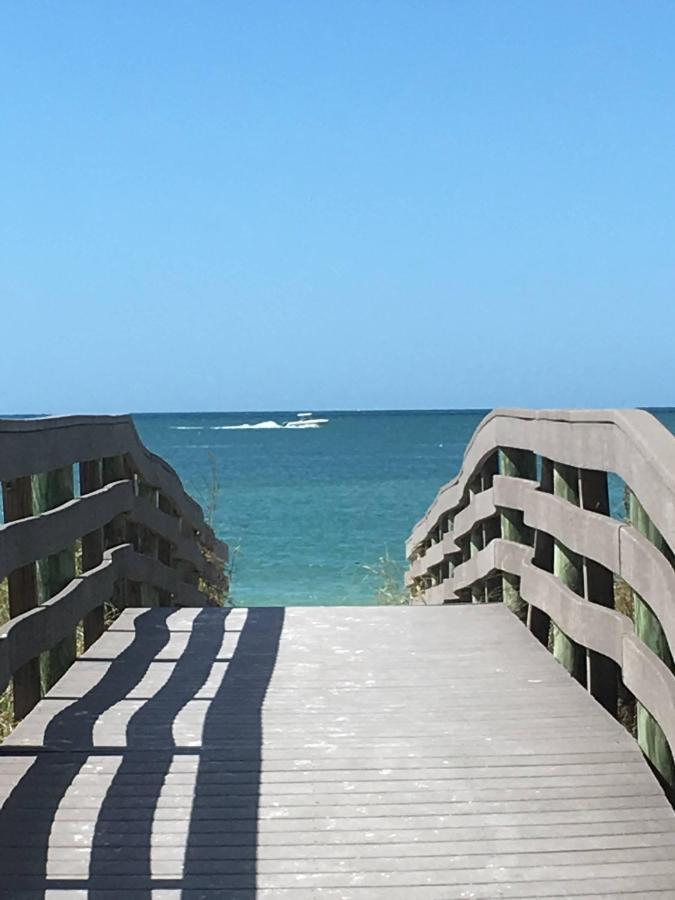 Serenity By The Sea Cottage A Clearwater Beach Zewnętrze zdjęcie